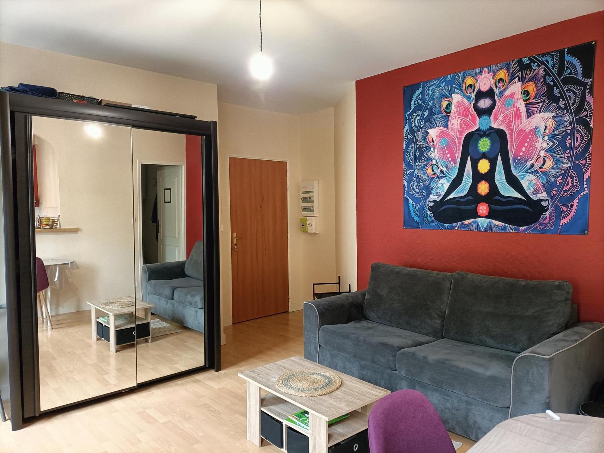 Le Cheval Blanc La Chartre Sur Le Loir Apartment Ngoại thất bức ảnh